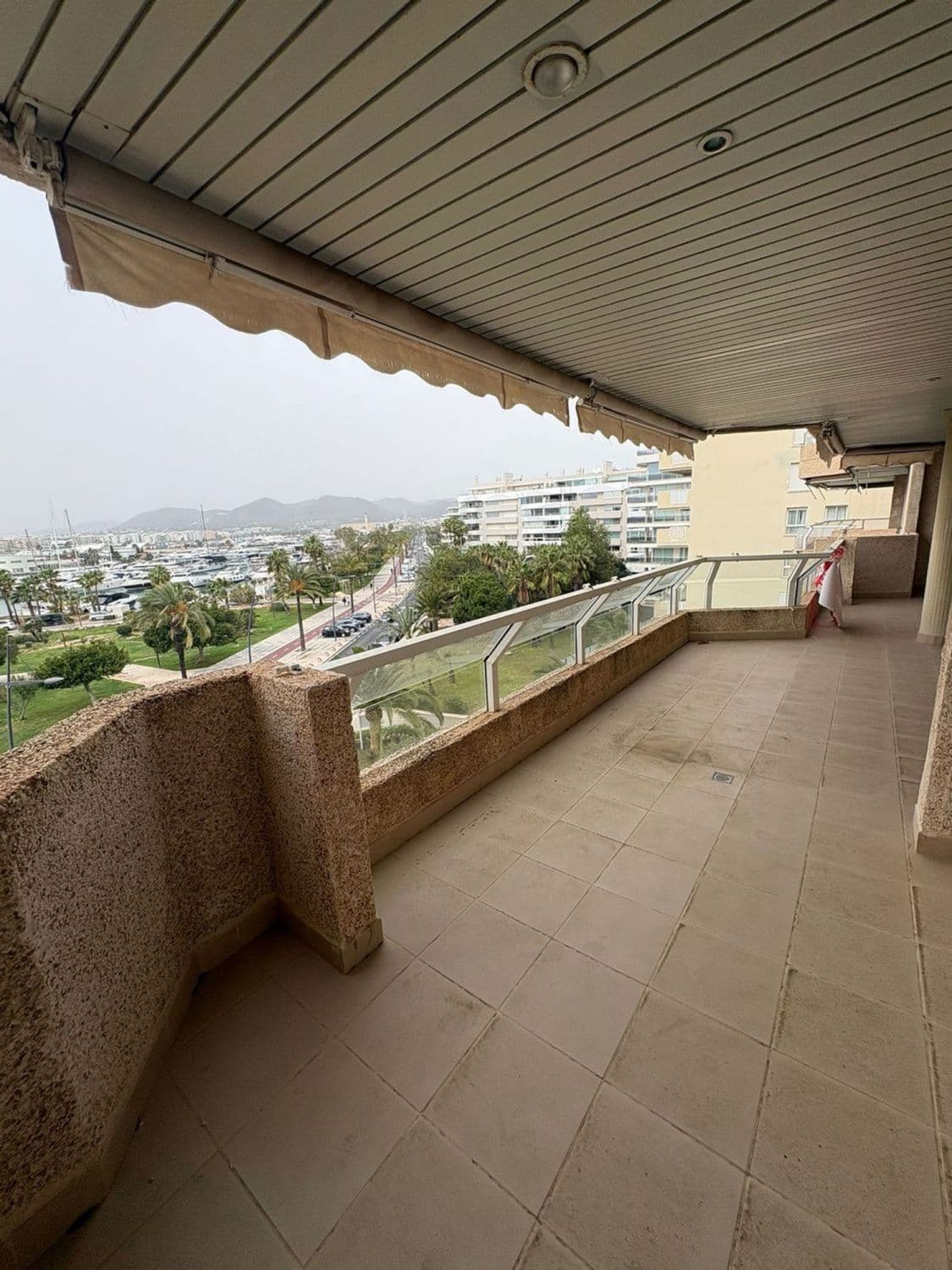 Piso en venta en Marina Botafoc - Talamanca