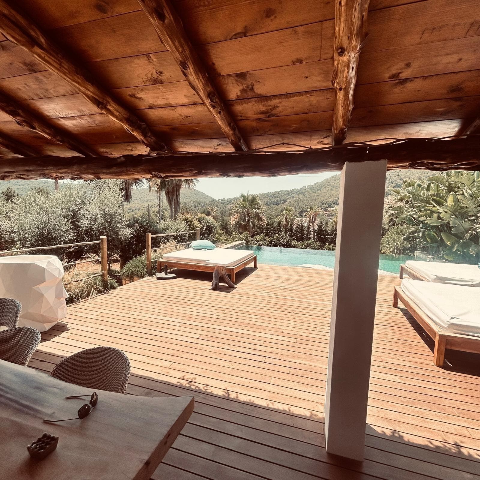 Espectacular villa ibicenca renovada con piscina y 2.000 m² de parcela en San José