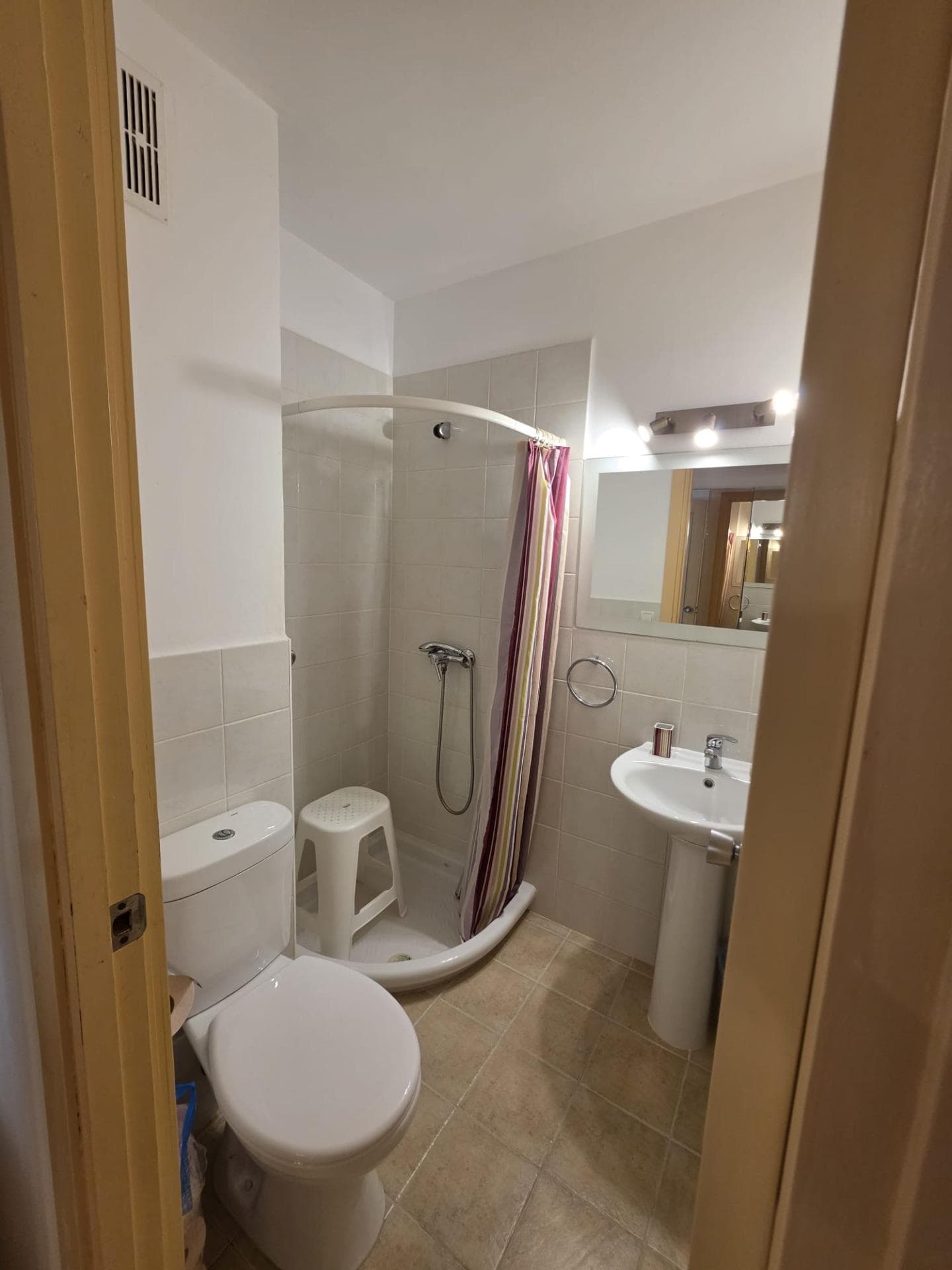 Amplio piso de 130 m² con terraza en Puig d'en Valls, a pocos minutos de Ibiza
