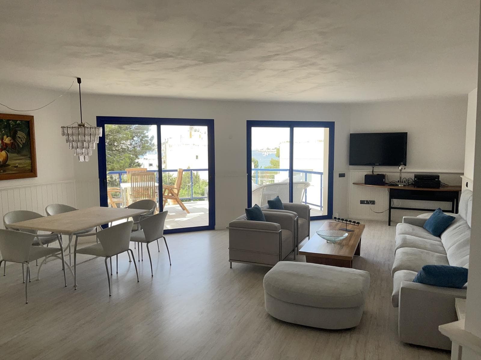 Exclusiva vivienda en Talamanca | 4 dormitorios, 3 baños | Alquiler anual
