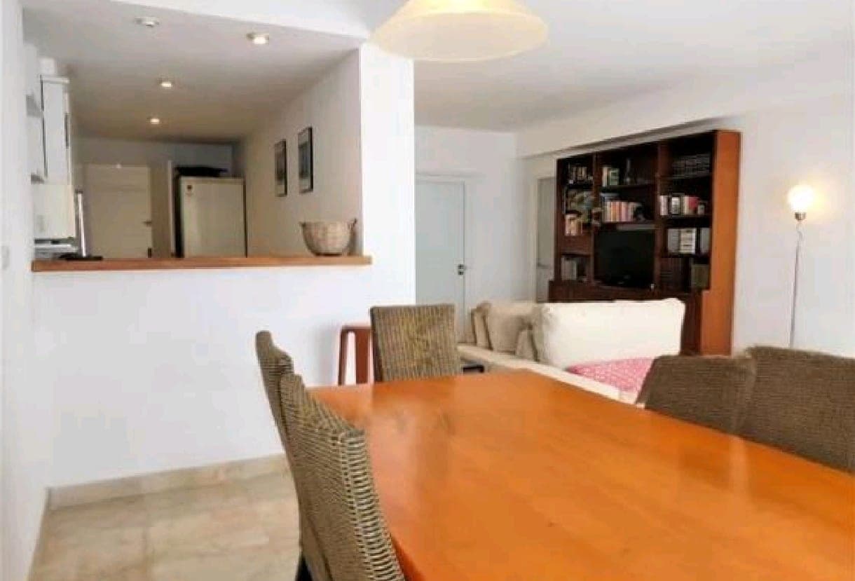 SE VENDE PISO CON VISTAS AL MAR EN FIGUERETES