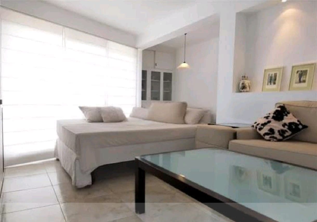 SE VENDE PISO CON VISTAS AL MAR EN FIGUERETES