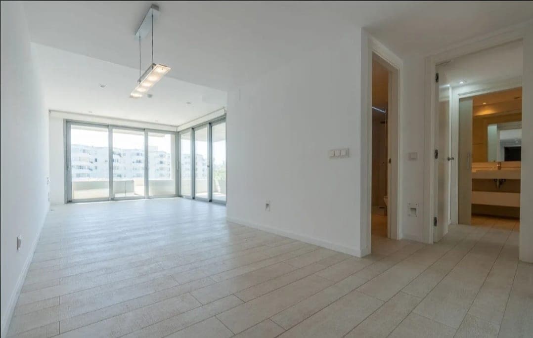 MAGNIFICO PISO EN VENTA EN MARINA BOTAFOCH