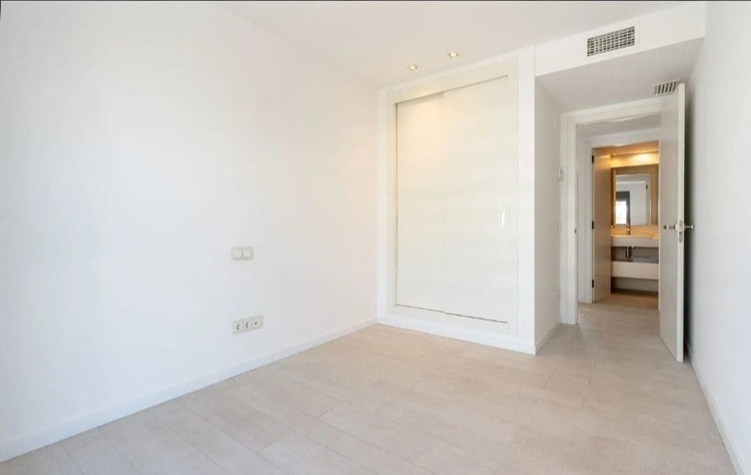 MAGNIFICO PISO EN VENTA EN MARINA BOTAFOCH