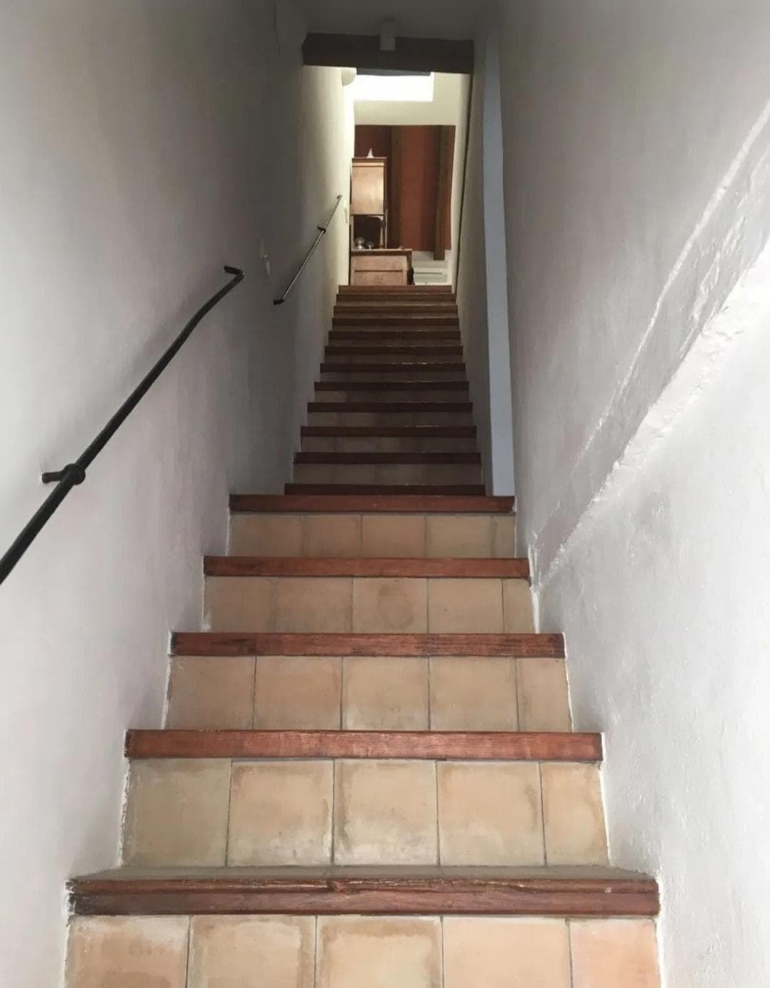 SE VENDE CHALET PAREADO EN DALT VILA