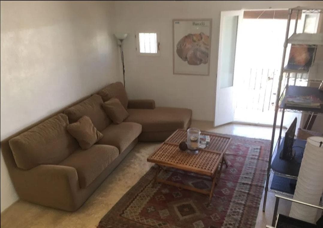 SE VENDE CHALET PAREADO EN DALT VILA