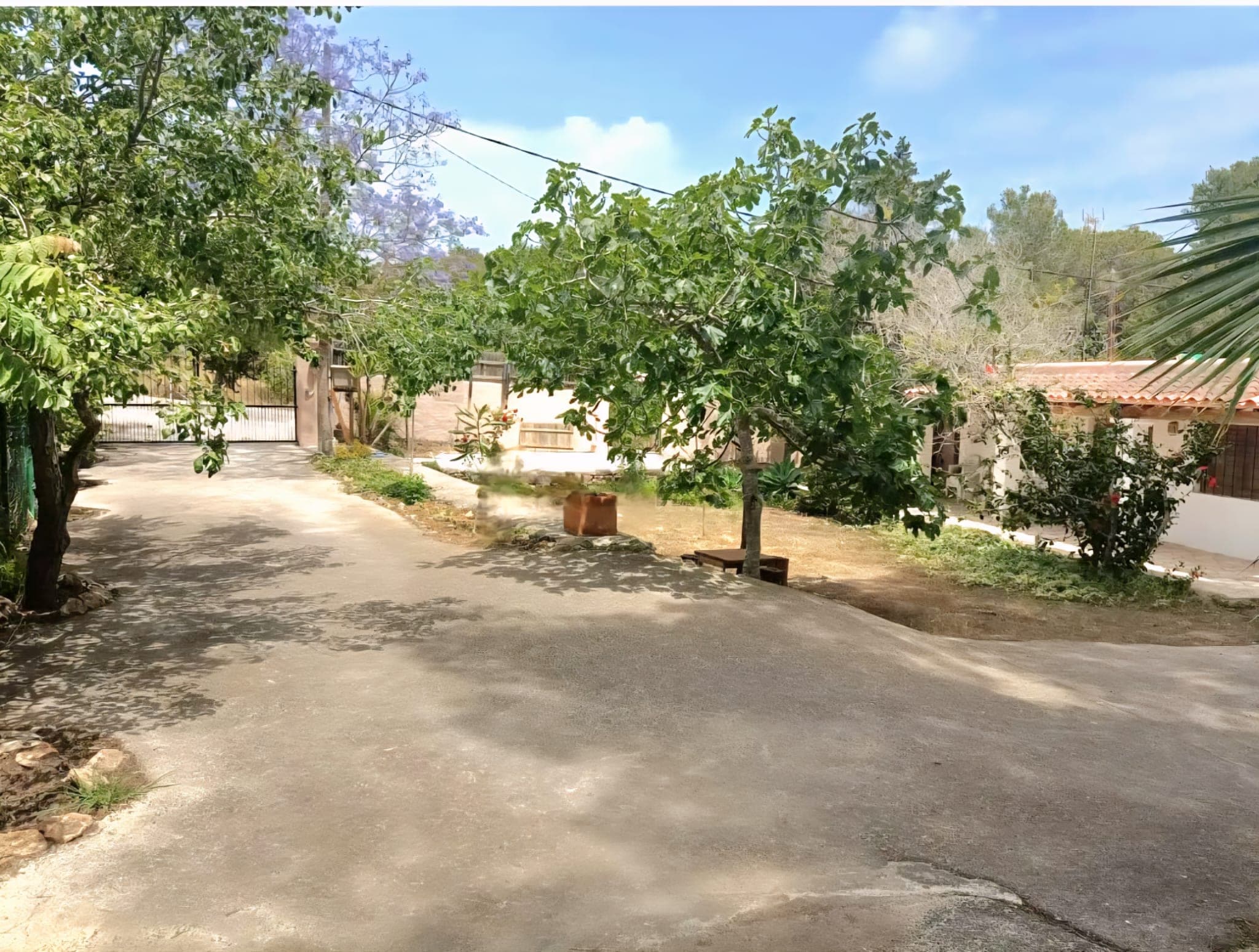 SE VENDE CHALET INDEPENDIENTE CON ANEXO EN SAN CARLOS