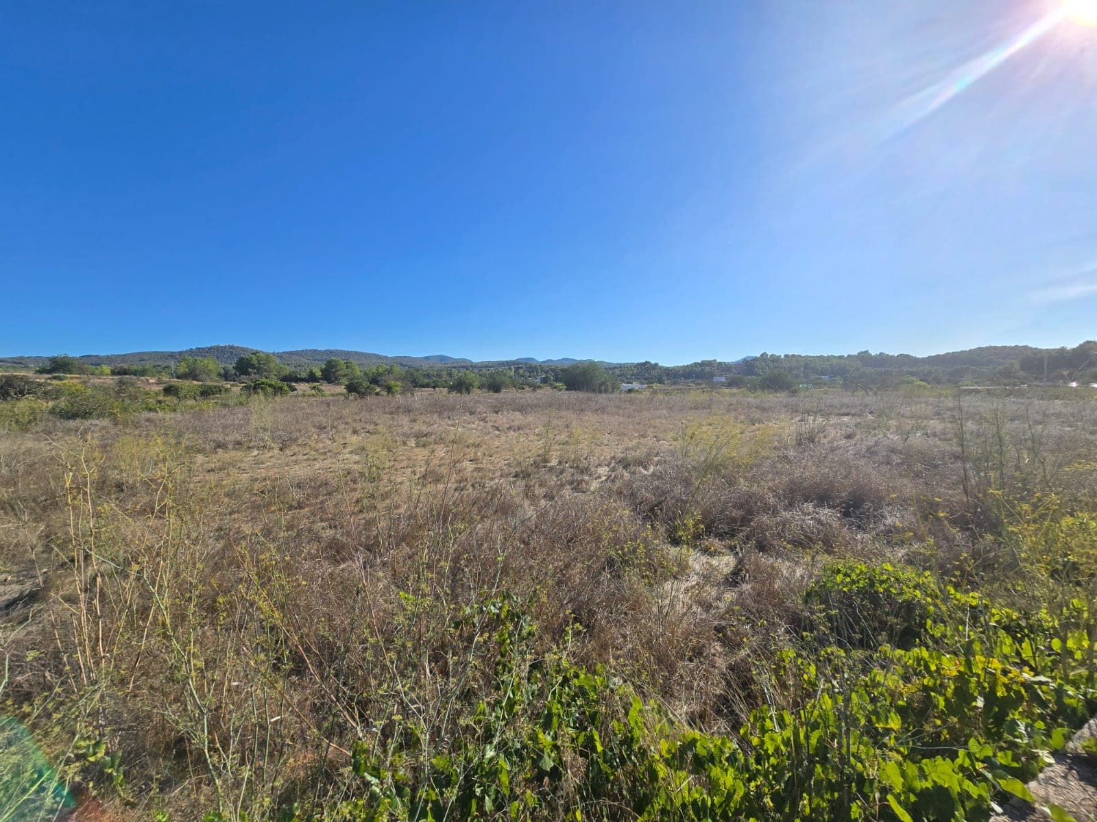 SE VENDE TERRENO EN SANT RAFAEL