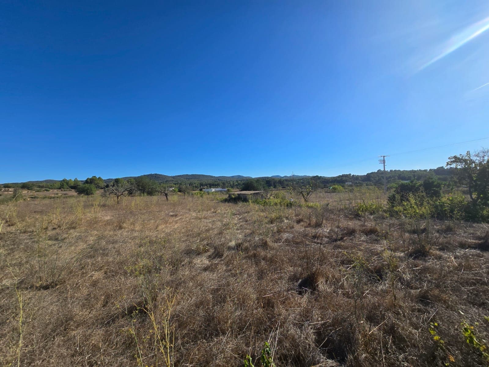 SE VENDE TERRENO EN SANT RAFAEL