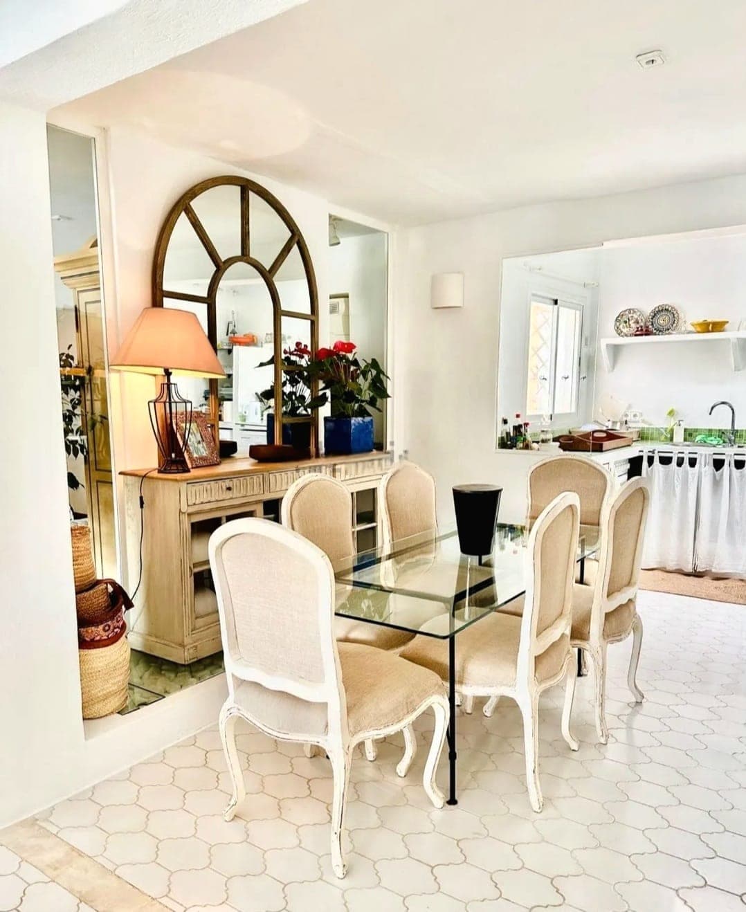 SE VENDE CHALET ADOSADO EN ROCA LLISA