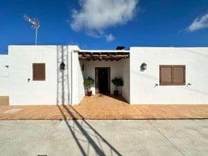 SE VENDE CHALET INDEPENDIENTE EN CALA LLONGA