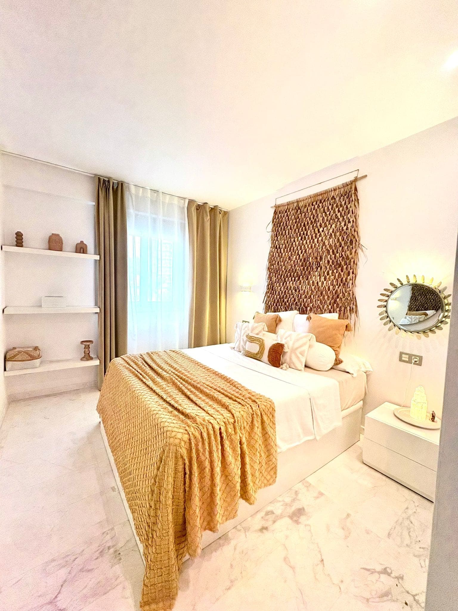 VENTA DE PRECIOSO PISO EN ROYAL BEACH