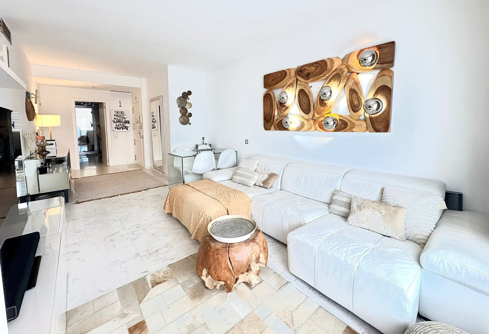 VENTA DE PRECIOSO PISO EN ROYAL BEACH